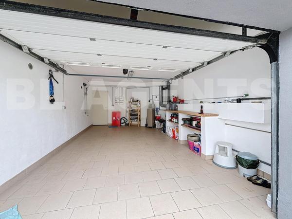 Mexy : villa contemporaine + maison indépendante avec revenu locatif. Une opportunité à saisir !