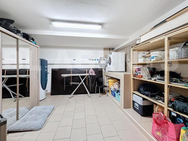 Mexy : villa contemporaine + maison indépendante avec revenu locatif. Une opportunité à saisir !