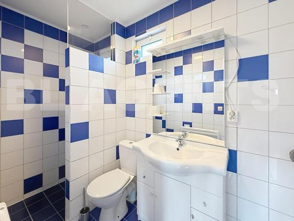 Mexy : villa contemporaine + maison indépendante avec revenu locatif. Une opportunité à saisir !