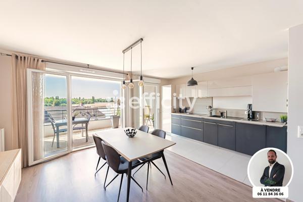Appartement
         4 pièces
        - 94 m² 350 000 € *