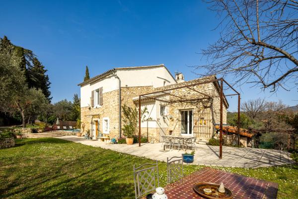 À vendre au Rouret, authentique maison de maître provençale du XIXe siècle
