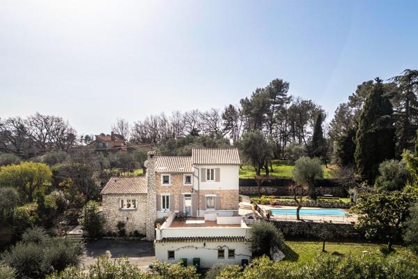 À vendre au Rouret, authentique maison de maître provençale du XIXe siècle