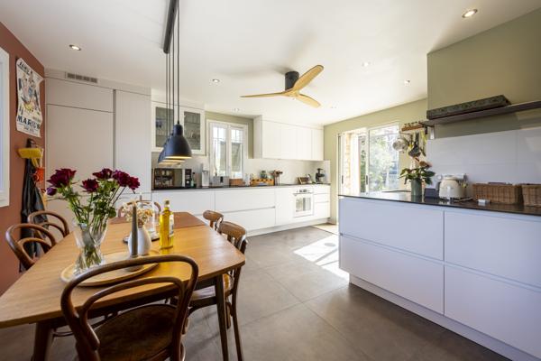 À vendre au Rouret, authentique maison de maître provençale du XIXe siècle