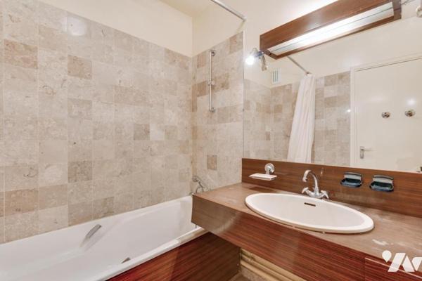 92260 Fontenay aux Roses - Mairie / Rue Boucicaut - Appartement de 120 m² - 4 chambres - BOX