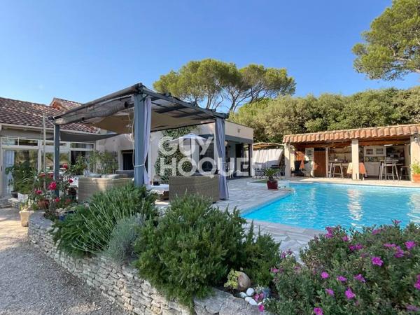 Secteur de Saint Antoine  , l'Isle-sur-la-Sorgue  - 167m² - 2450m² de terrain