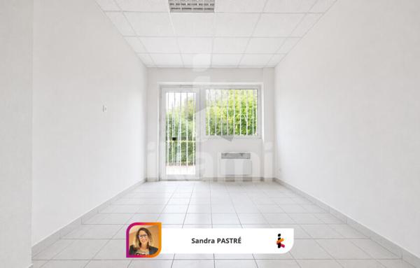 Local D'activité de 326 m²