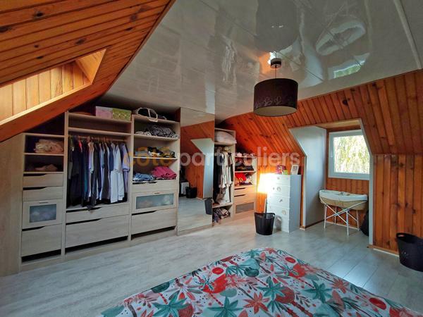 Vente
                Maison121 m² - 5 Pièces -
                    VILLETTE LES DOLE (39100)