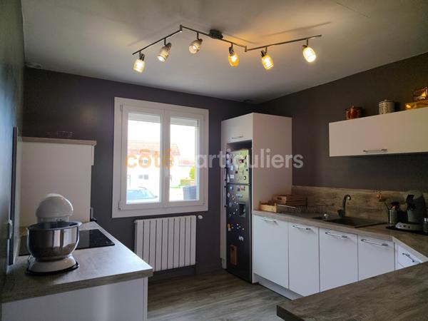 Vente
                Maison121 m² - 5 Pièces -
                    VILLETTE LES DOLE (39100)