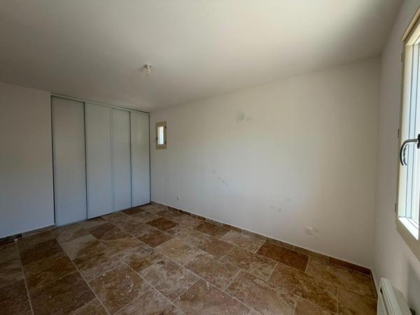 MAISON T4 - GARAGE - CLIMATISATION- JARDIN CLOTURE