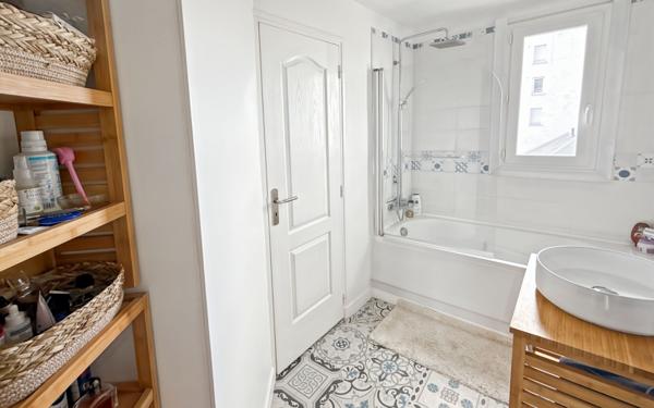 Appartement à vendre    3 pièces • 54,52 m2 Orléans