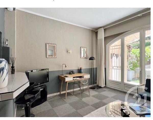 Appartement Studio à vendre  1 pièce - 31 m2 LA CROIX VALMER - 83