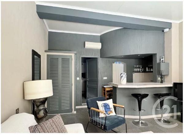 Appartement Studio à vendre  1 pièce - 31 m2 LA CROIX VALMER - 83