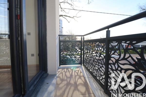 Location appartement 3 pièces 61 m² Troyes