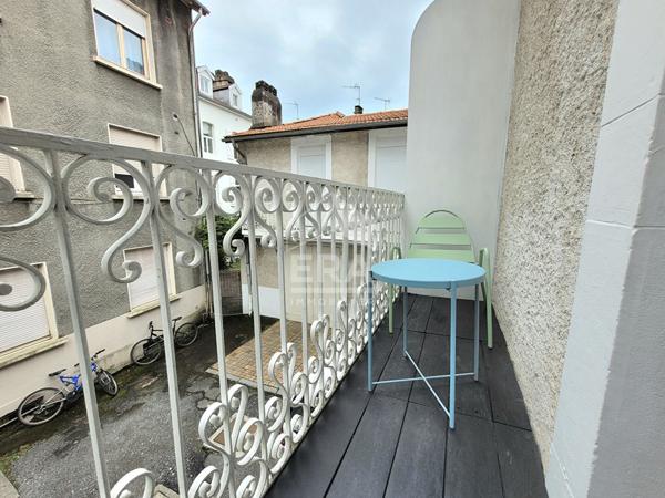 PAU CENTRE - T2 moderne meublé de 35 m² avec balcon