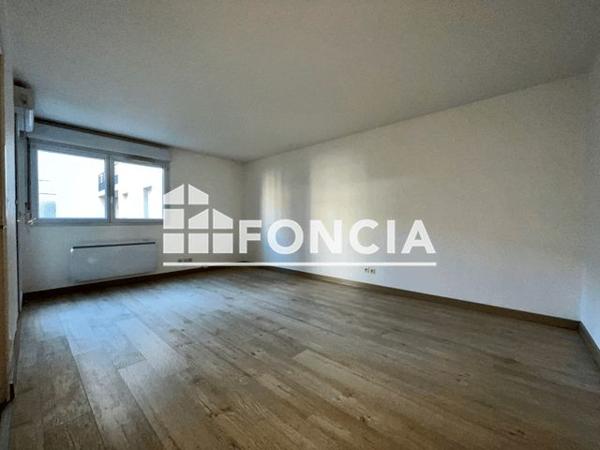 Location Appartement 2 pièces 58.74 m² - Lyon 69007