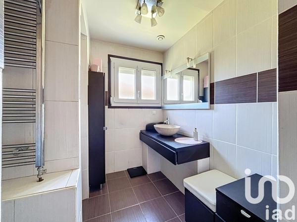 Maison 5 pièces de 87 m² à Cesson (77240)