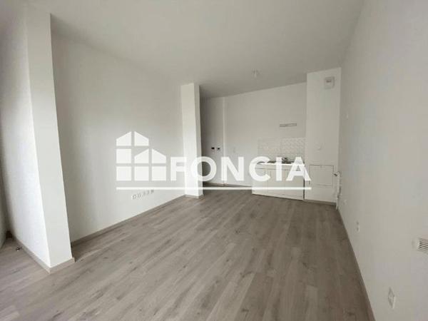 Location Appartement 2 pièces 43.68 m² - 4 RUE EDOUARD MIGNOT Reims 51100