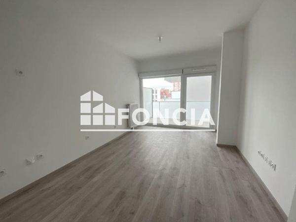 Location Appartement 2 pièces 43.68 m² - 4 RUE EDOUARD MIGNOT Reims 51100