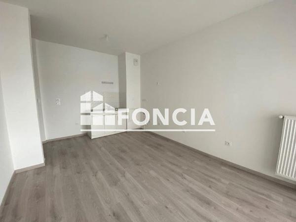 Location Appartement 2 pièces 43.68 m² - 4 RUE EDOUARD MIGNOT Reims 51100