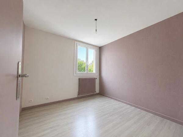 Appartement à vendre 4 pièces SAINT CYR SUR LOIRE (37)