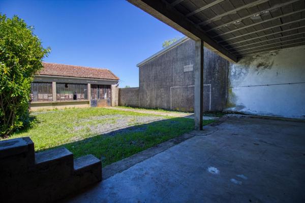 Immeuble de 154 m² au coeur de Réquista avec jardin et dépendance