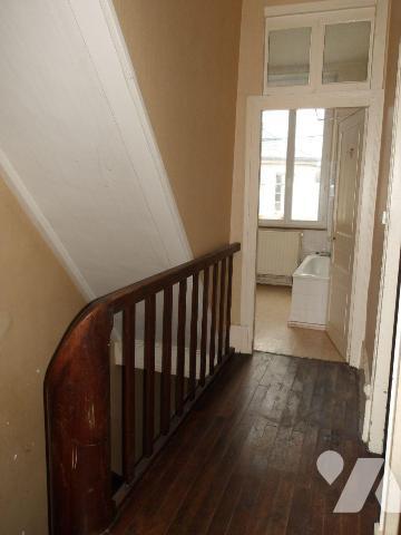 BOUSSAC-BOURG (23) CREUSE, A vendre maison de ville d'env. 108 m² avec jardin, comprenant en re...