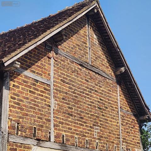 Garage - Parking à vendre à La-Ferté-Bernard dans la Sarthe (72400), ref : 72085-2171