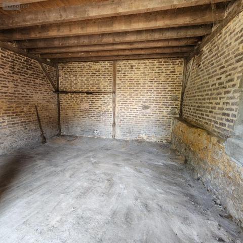 Garage - Parking à vendre à La-Ferté-Bernard dans la Sarthe (72400), ref : 72085-2171