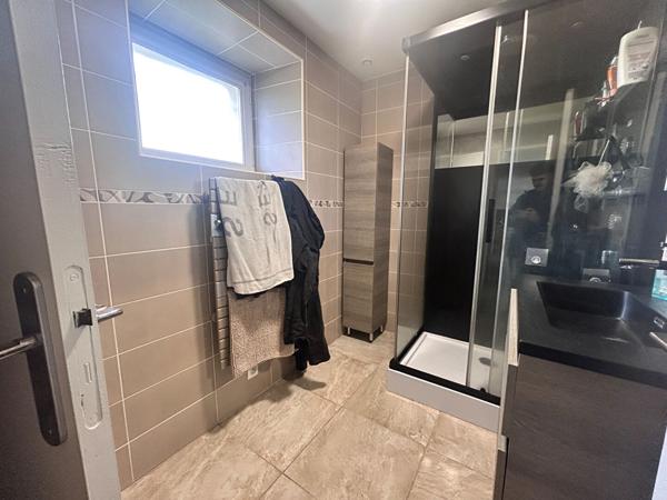 À vendre maison de campagne à Laurenan ? 130 m² ? 3 chambres ? terrain clos 1260 m² ? proche Merdrignac