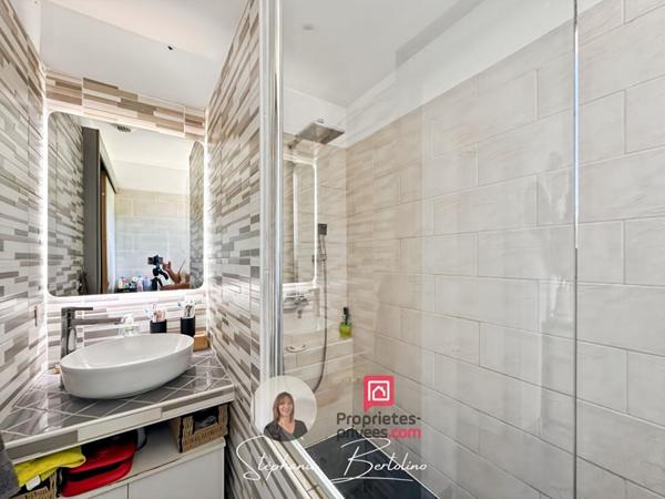 Maison  4 pièces 90 m2 - 725 m2 de terrain