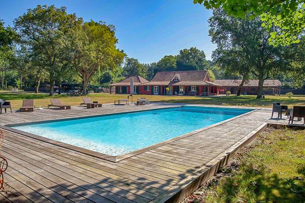 PROPRIETE LANDAISE EXCEPTIONNELLE SUR AIRIAL DE 2,2 HECTARES