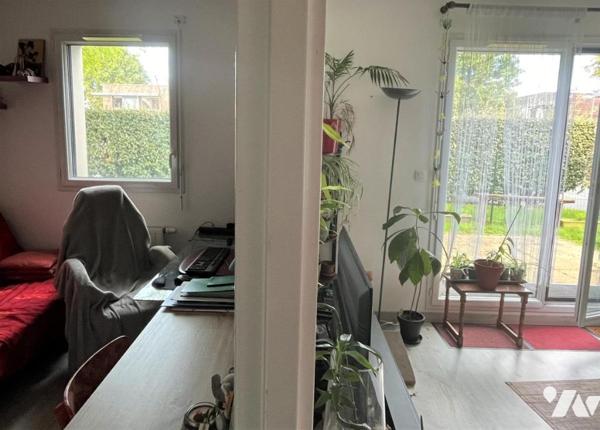 Sautron, cours Frédéric Chopin, T3 récent de 62 m², jardin, garage.