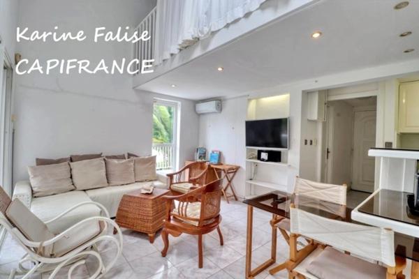 À vendre – T3 Duplex meublé avec terrasse à 150 m de la plage – Anse à l’Âne, Les Trois-Îlets