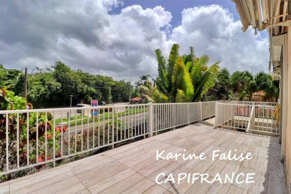 À vendre – T3 Duplex meublé avec terrasse à 150 m de la plage – Anse à l’Âne, Les Trois-Îlets