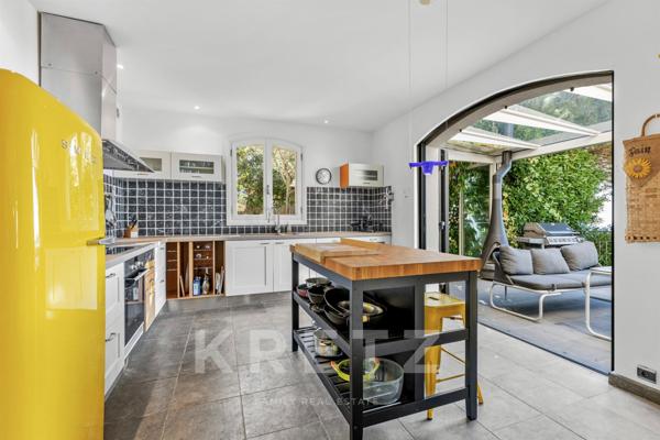 VILLA VUE MER PANORAMIQUE CHATEAUNEEUF DE GRASSE