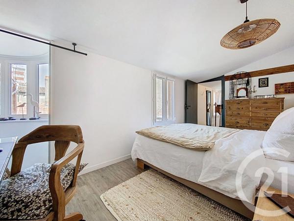 Appartement F5 à vendre  5 pièces - 131,31 m 2   ROCHEFORT  - 17