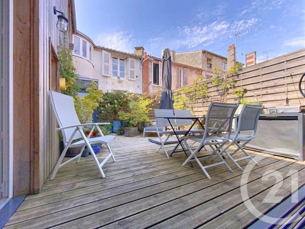 Appartement F5 à vendre  5 pièces - 131,31 m 2   ROCHEFORT  - 17