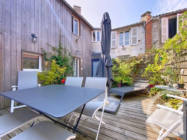 Appartement F5 à vendre  5 pièces - 131,31 m 2   ROCHEFORT  - 17