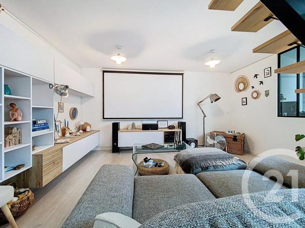 Appartement F5 à vendre  5 pièces - 131,31 m 2   ROCHEFORT  - 17