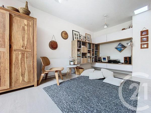 Appartement F5 à vendre  5 pièces - 131,31 m 2   ROCHEFORT  - 17
