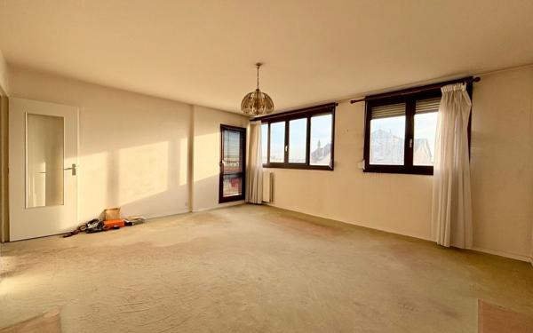 Appartement à vendre    4 pièces • 86,17 m2 Lyon 3