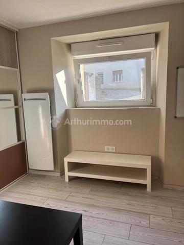 Location                                                      Appartement
                        
                     2 pièces                      53 m2                     à Beaucourt