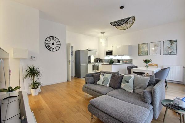Appartement Asnieres Sur Seine 3 pièces 70.68 m2