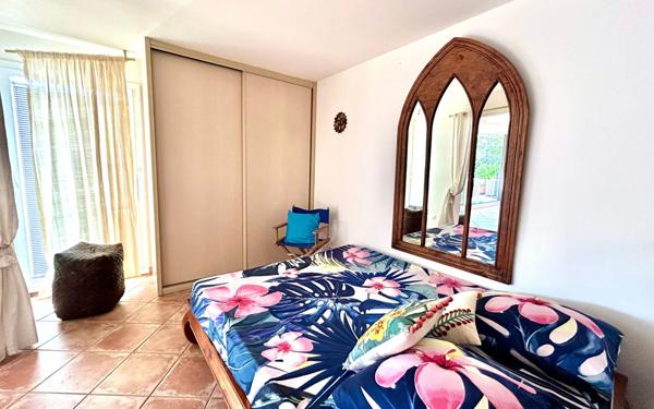 Appartement à vendre    3 pièces • 57 m2 La Seyne-sur-Mer