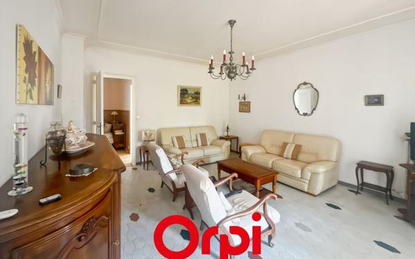 Maison à vendre    5 pièces •  Bandol