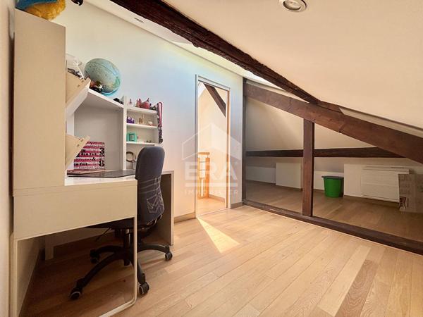 Maison 8  pièces 4 chambres sous sol total