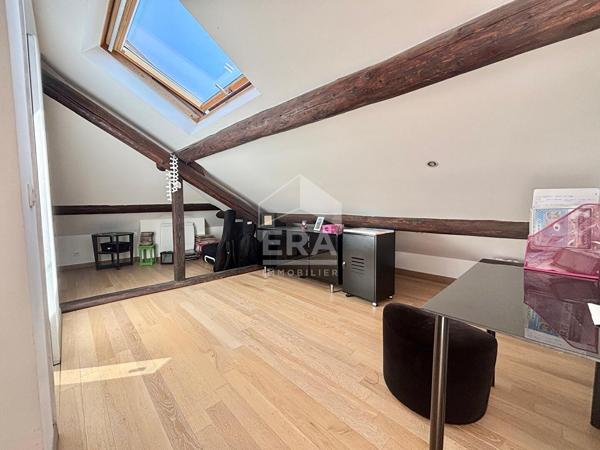 Maison 8  pièces 4 chambres sous sol total