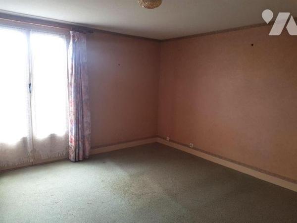 A VENDRE - A SELLES SUR  CHER (41) -  
Une maison d'habitation mitoyenne d'une surface habitab...