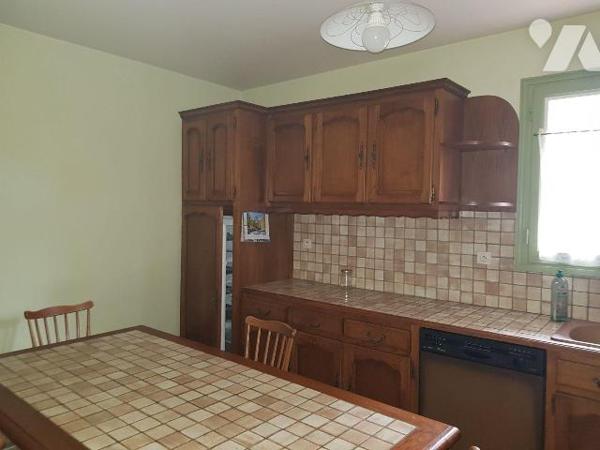 A VENDRE - A SELLES SUR  CHER (41) -  
Une maison d'habitation mitoyenne d'une surface habitab...