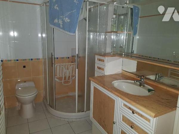 A VENDRE - A SELLES SUR  CHER (41) -  
Une maison d'habitation mitoyenne d'une surface habitab...